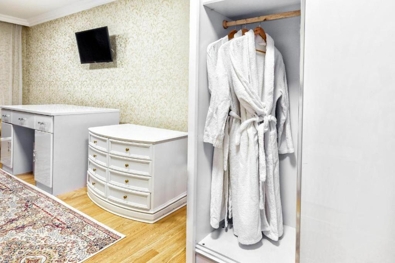 Bathroom 3, Bed and Breakfast, Astana City