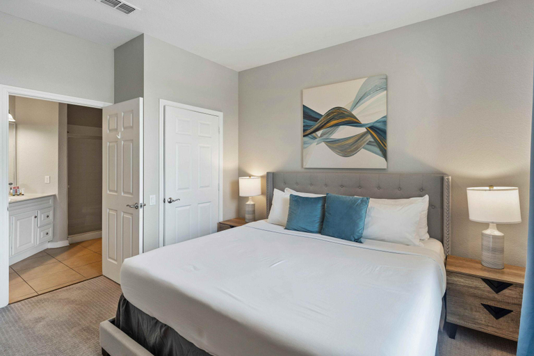 Bedroom 3, Cozy LAKEVIEW Condo w/ FREE Resort Access!, Orange