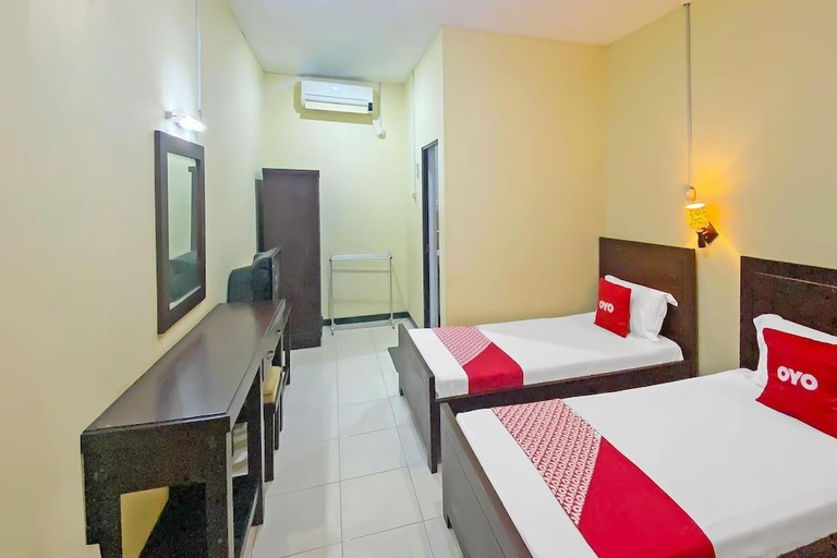 Bedroom 2, OYO 91946 Hotel Gajah Mada Indah, Ngada