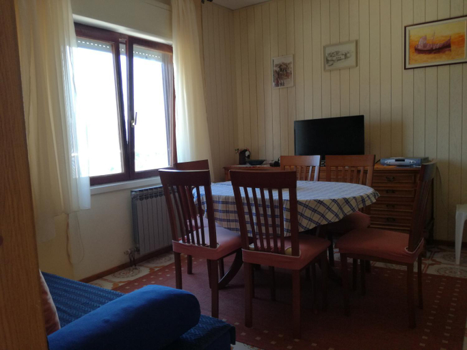Others 2, Apartments Dragan, Trogir