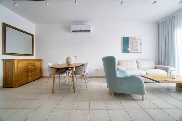 Others 5, Limnaria Gardens B103