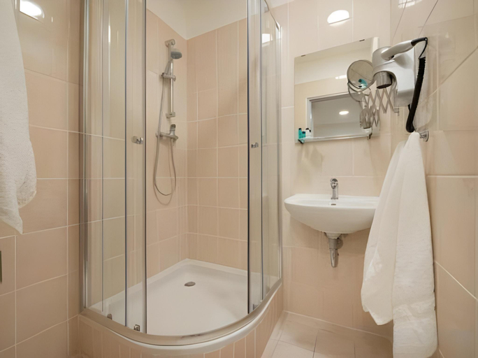 Bathroom 2, Hotel Energie Prague, Praha 17