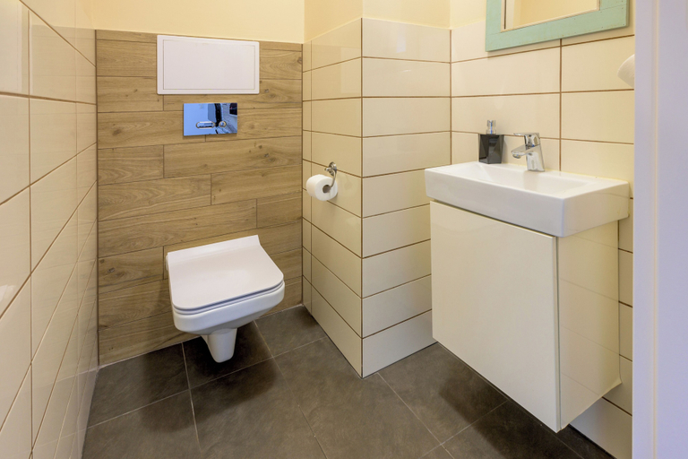Bathroom 2, RentPlanet - Apartament Pułaskiego II, Środa Śląska