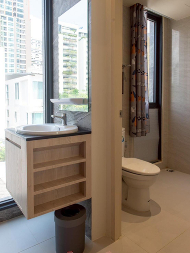 Bathroom 5, Shizuka House, Wattana