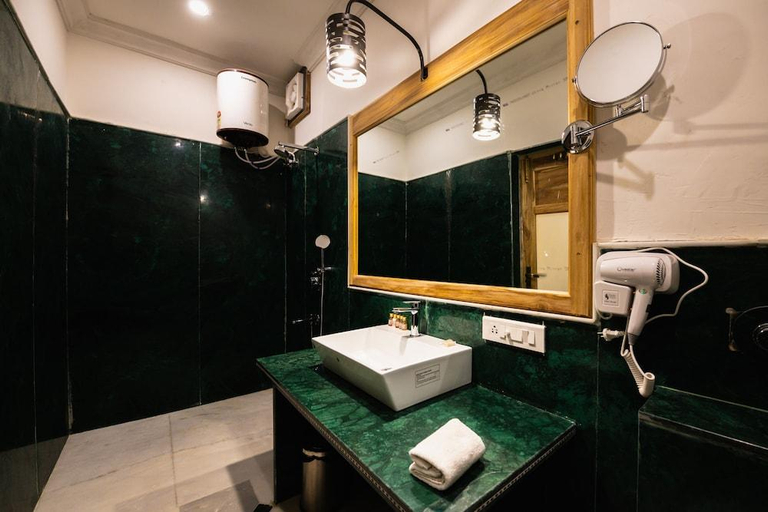 Bathroom 4, Hotel Desert, Jaisalmer