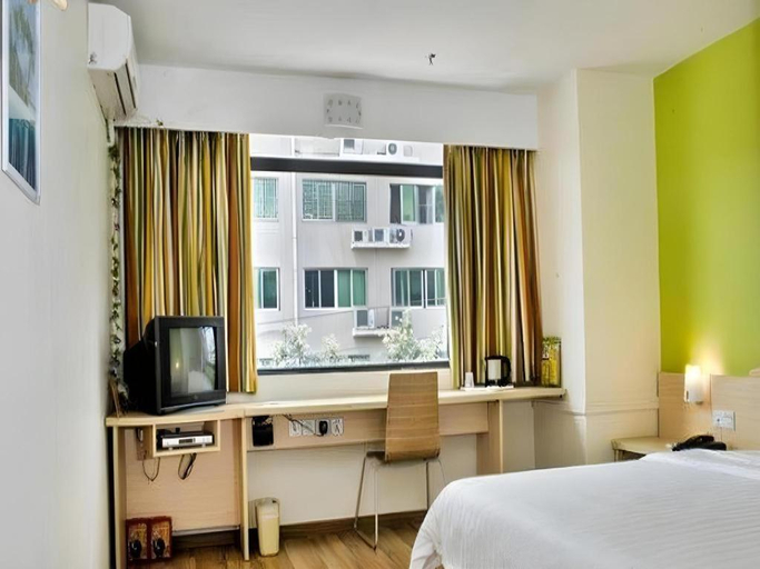 Bedroom 3, 7 Days Inn Baiyin Renmin Road Passenger Station, Baiyin