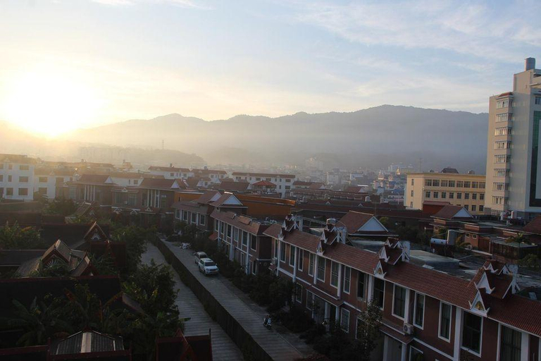 Others, Jinta Hot Spring Hotel, Dehong Dai and Jingpo