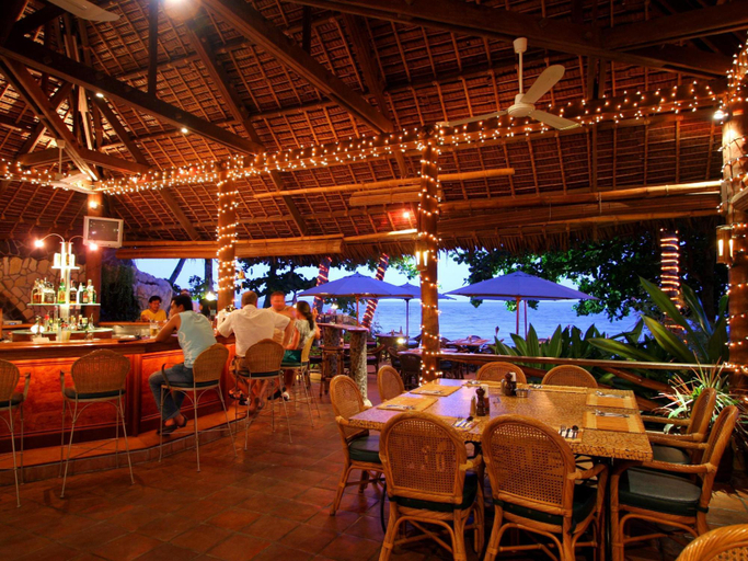 Food & Drinks 5, Atlantis Dive Resort Dumaguete, Dauin