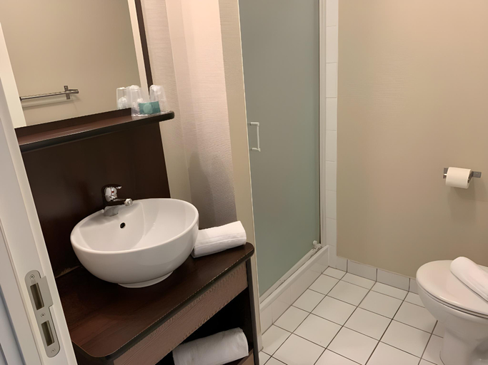 Bathroom 4, Appart'City Classic Arlon Porte du Luxembourg, Luxembourg