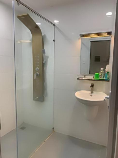 Bathroom 3, NGÔI SAO NHỎ HOTEL, Bình Chánh