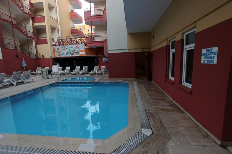 Sport & Beauty 4, Elegant Baronessa, Alanya