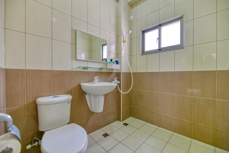 Bathroom 4, Chunfa, Penghu