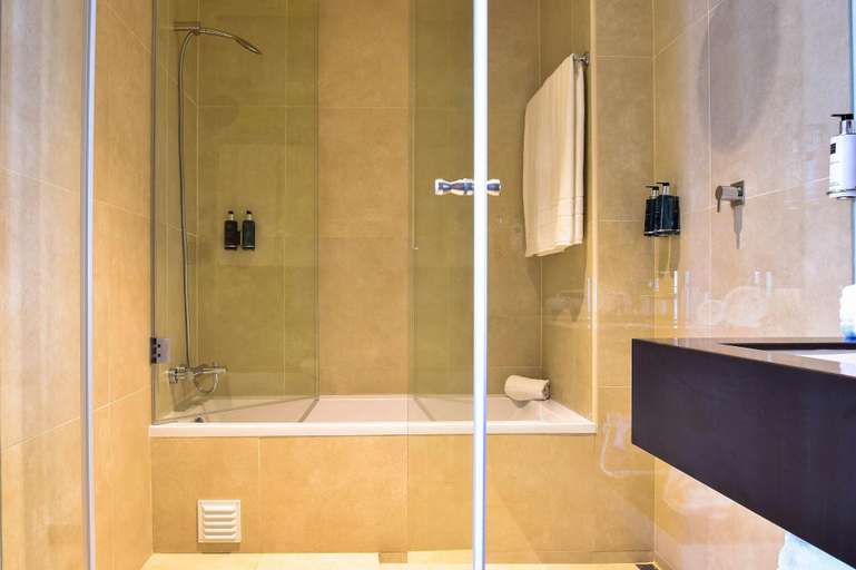 Bathroom 4, The Prime Energize, Vila Real de Santo António