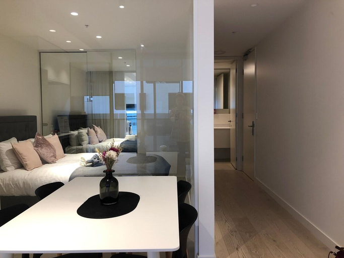 Others 4, Apartment Chole South Yarra, Melbourne