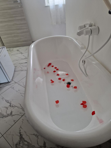 Bathroom, Eden, Catanzaro