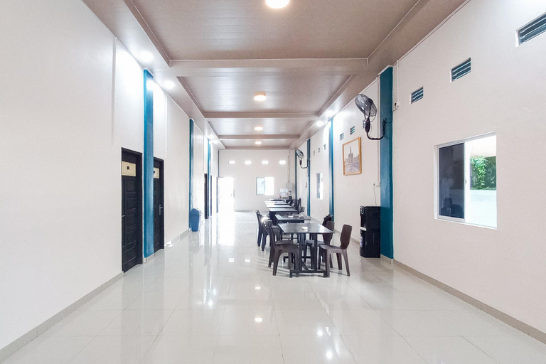 Public Area 3, RedDoorz Syariah @ Wisma Seroja Indah Duri, Bengkalis