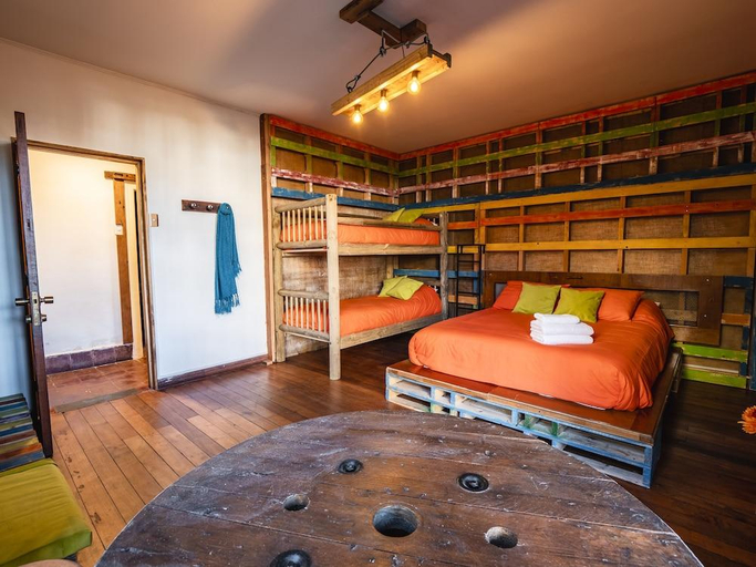 Bedroom 4, Casa Vigas, Ex-Rustika Hotel, Valparaíso