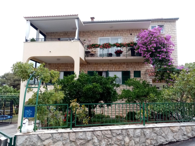 Others 2, Apartman Perkovic, Šibenik