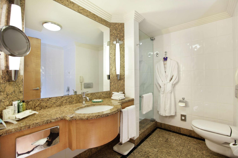 Bathroom 4, Adana HiltonSA, Yüreğir