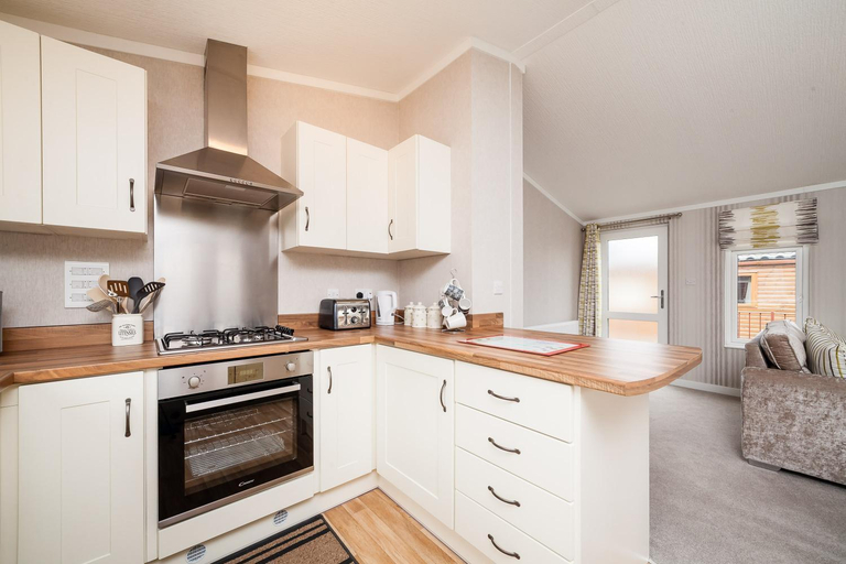 Others 2, Thistle Lodge, Perthshire and Kinross