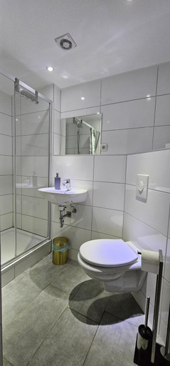 Bathroom 4, Grundauer Monteurwohnung/Studentenwohnung, Main-Kinzig-Kreis