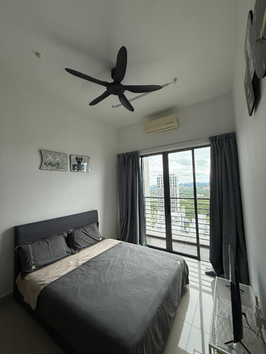 Bedroom 2, KawsKingdom-DpulzeCyberjaya,4pax, Sepang
