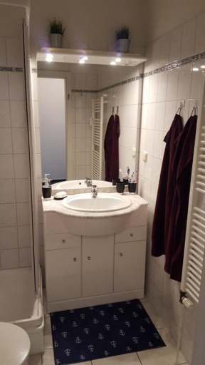 Bathroom 3, Pension Doser Strand, Cuxhaven