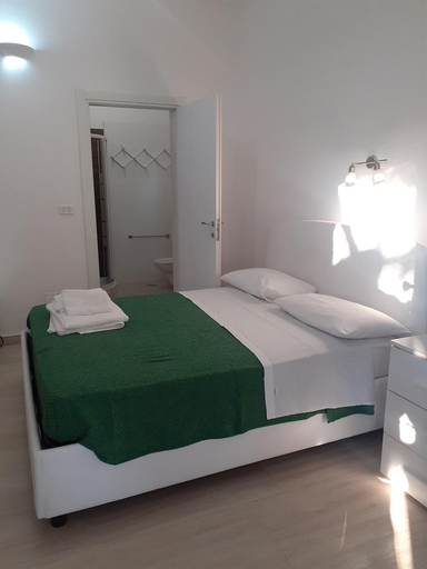Bedroom 4, La Posada, Brindisi