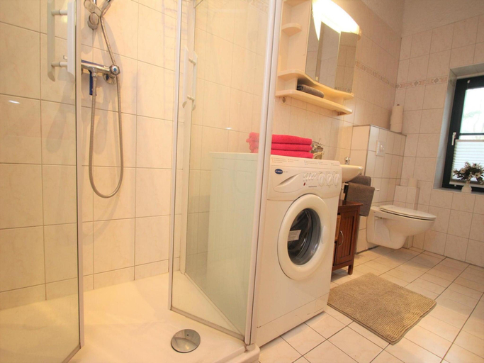 Bathroom 3, Doppelhaushalfte, Glave, Rostock