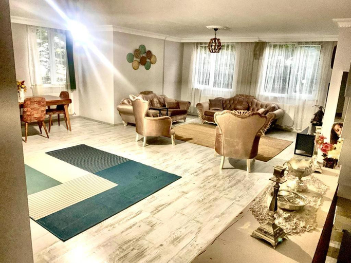 Others 5, Ahmet teacher hotel,6 Minutes from the airport, Arnavutkoy
