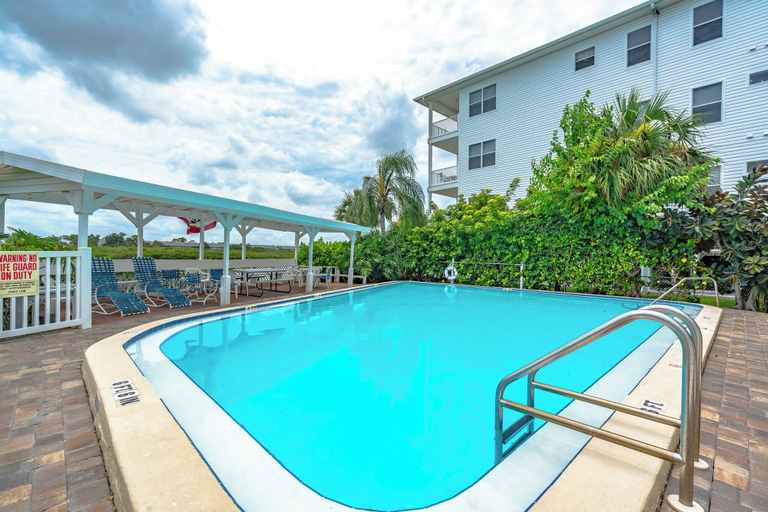 Others 1, Seashell 19 by Distinctive Beach Rentals, Pinellas