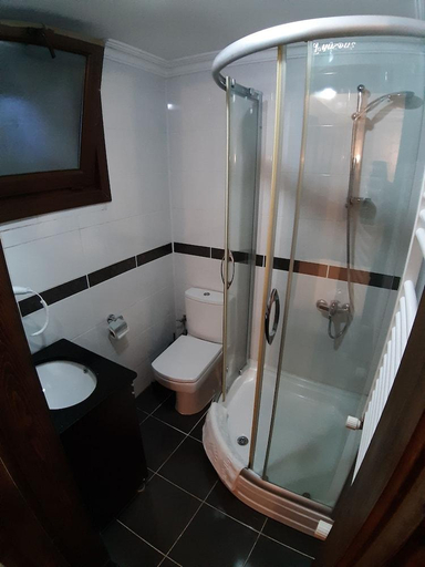 Bathroom 5, Royal Suites Sultanahmet, Fatih