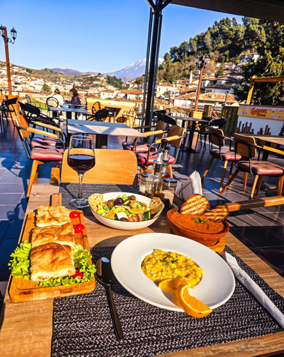 Food & Drinks 4, Hotel Gorica - UNESCO quarter, Beratit