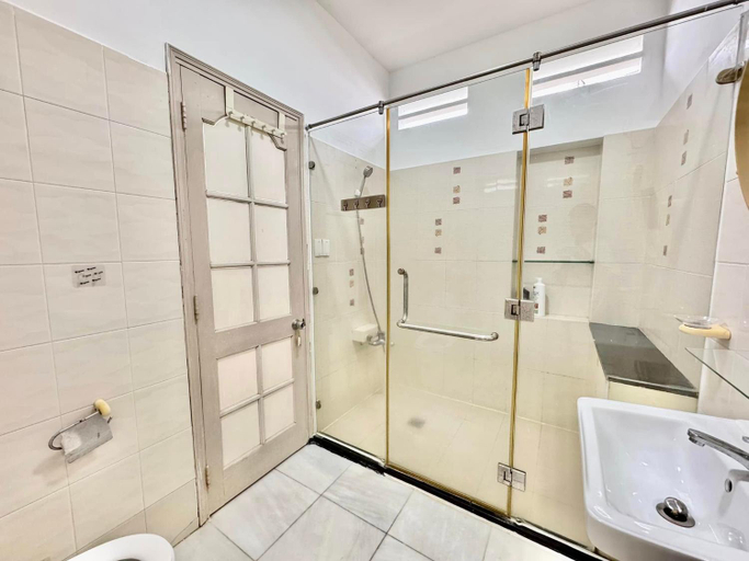 Bathroom 3, MQ Apartment District 1, District 1