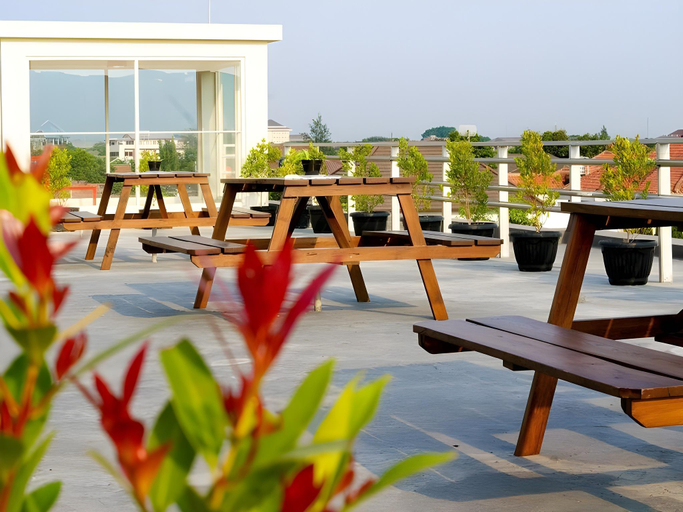 Others 5, Marni Mulya Guest House, Solo
