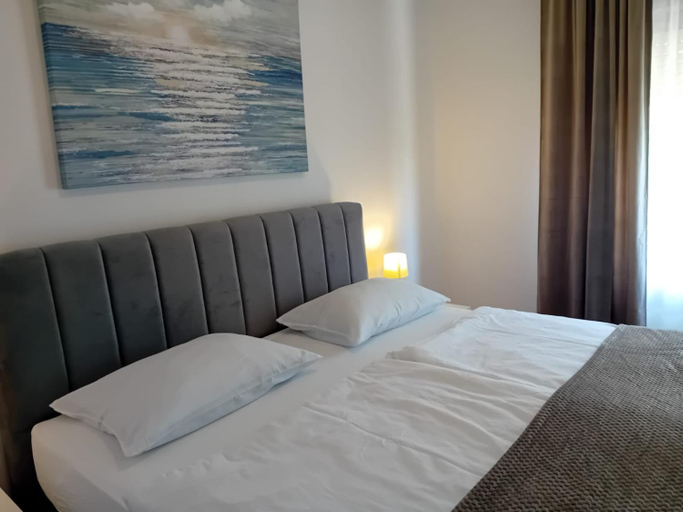 Others 3, Apartment Kate, Trogir
