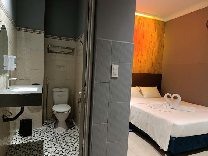 Bedroom, Japan Luna Hotel Binh Duong -BAYLUXURY, Di An