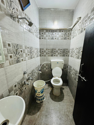 Bathroom 3, Hotel New Sun N Rock ( 1km from Nakki Lake ), Sirohi