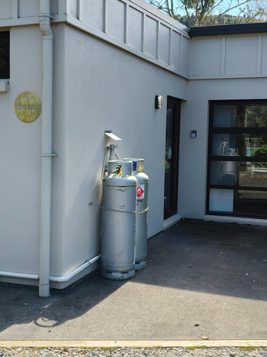 Entrance 5, Braxmere Apartments, Taupo