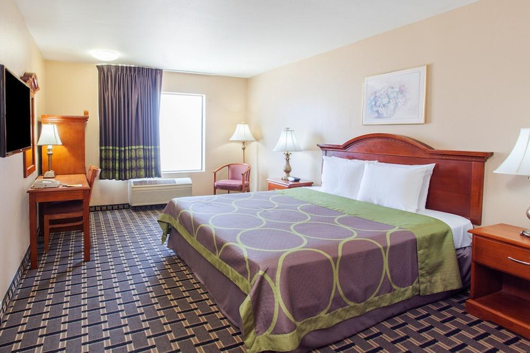 Bedroom 3, The Hotel 39, Orange