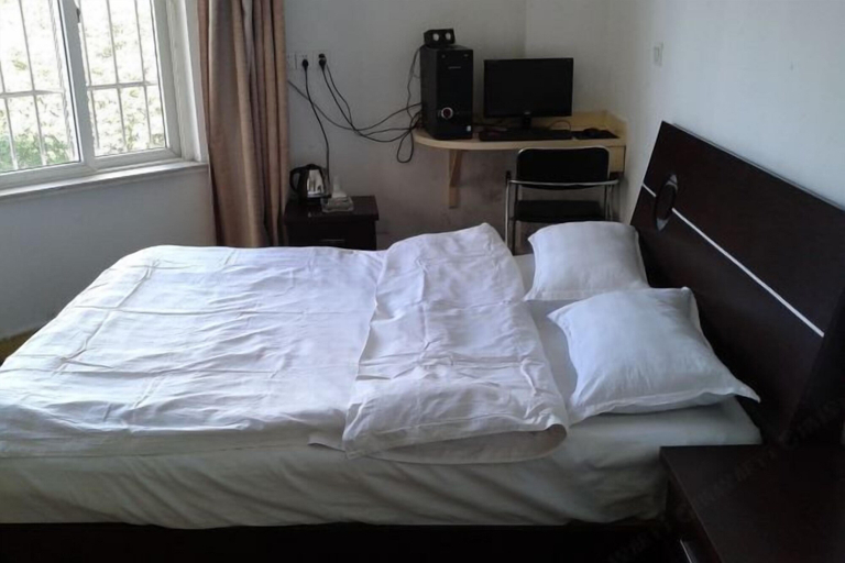 Room 5, Yuanyuan Hostel, Shanghai
