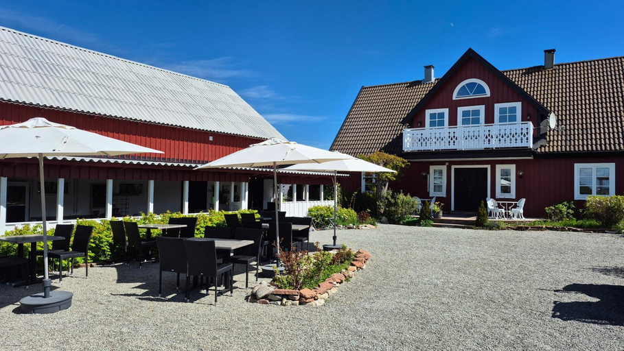 Others 2, Annas Stalle B&B, Borgholm