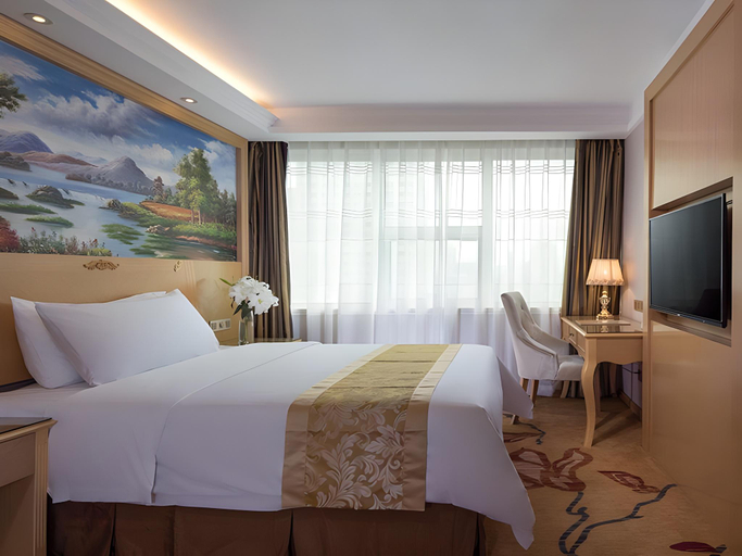 Bedroom 2, Vienna Hotel Hangzhou West Lake Qingchun Road, Hangzhou