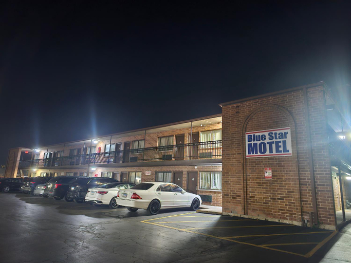 Exterior & Views 1, Bluestar Motel, Cook