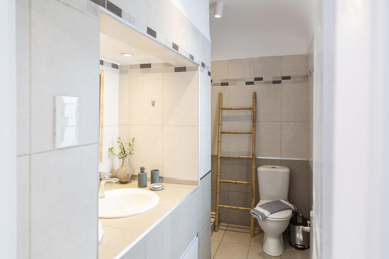 Bathroom 4, Captain's House Suites, South Aegean