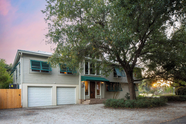 Others 4, Raven by Avantstay Entertainers Dream w/ Pool, Hot Tub, Game Room! 9 Brs!, Charleston