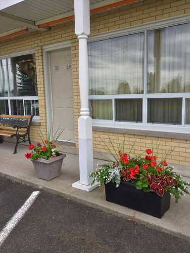 Others 5, Milan Garden Inn, Niagara