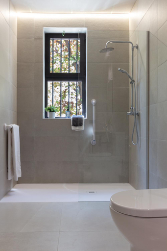 Bathroom 2, VLC HOST - Reino 92, Valencia
