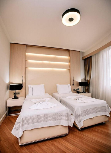 Bedroom 2, KONAK PARK HOTEL, Yomra