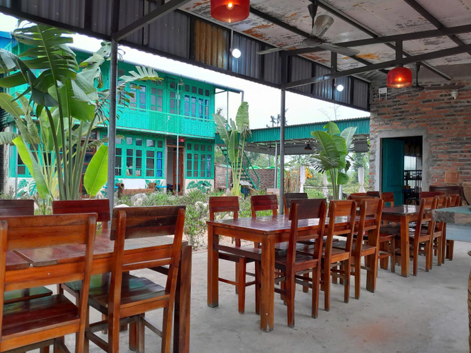 Food & Drinks 2, Mina Cafe & Stay, Vân Đồn